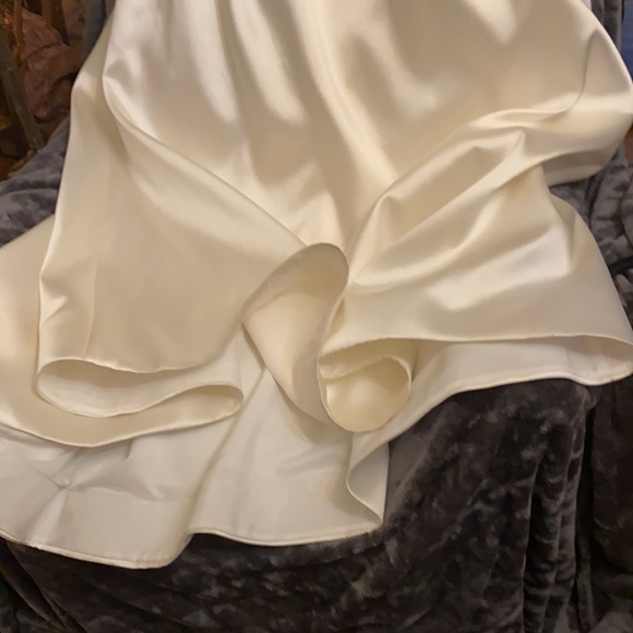 Evenings by Mon Cheri embellished bodice gown - Picture 7 of 15